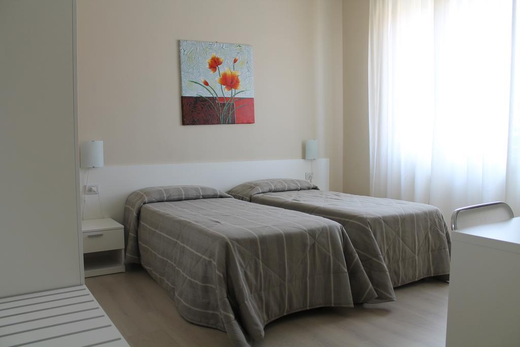 Hotel Viale Cremona